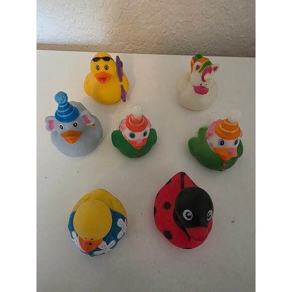 Rubber Duck Lot of 21 Mixed Size of Ducks  Nurse, Novelty!  Jeep! - Picture 3 of 7